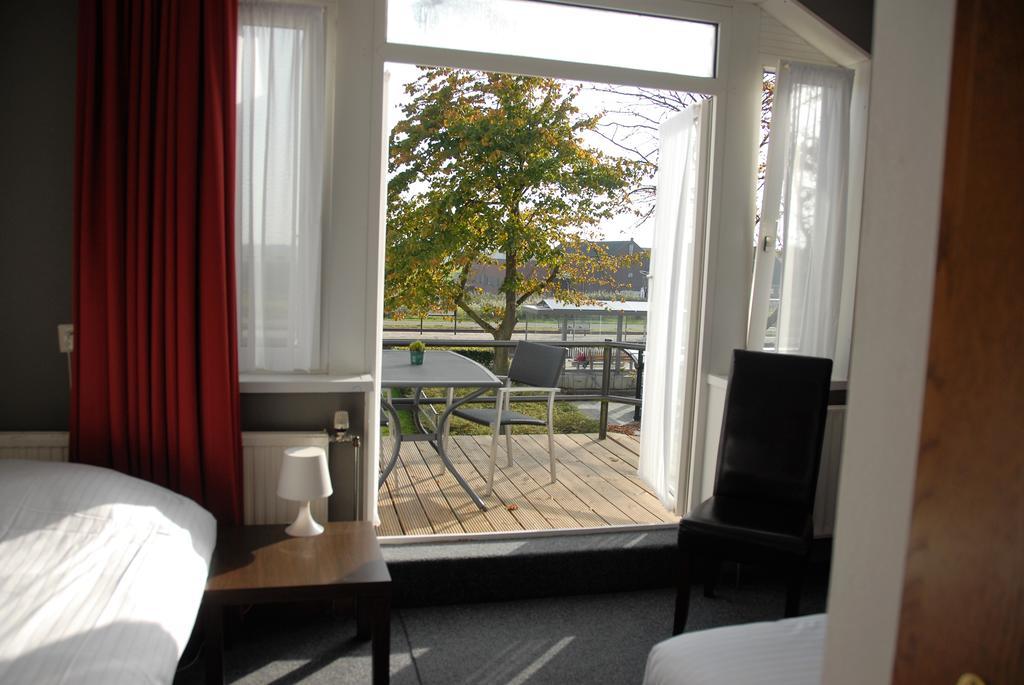 Hôtel Hulsebos à Zuidbroek Extérieur photo