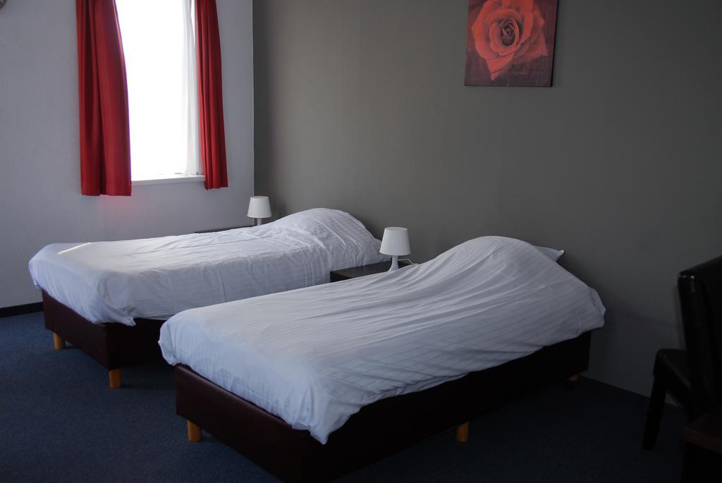 Hôtel Hulsebos à Zuidbroek Extérieur photo
